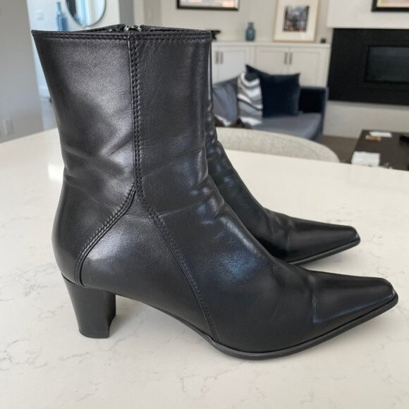 Browns Couture Made in Italy Block Heeled Side Zip Leather Booties Blk Sz 39 12 - Picture 1 of 12